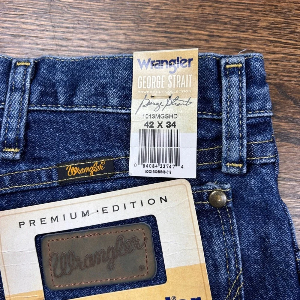 Wrangler George Strait Collection Mens Blue Jeans 42x34 Medium Wash Denim A102